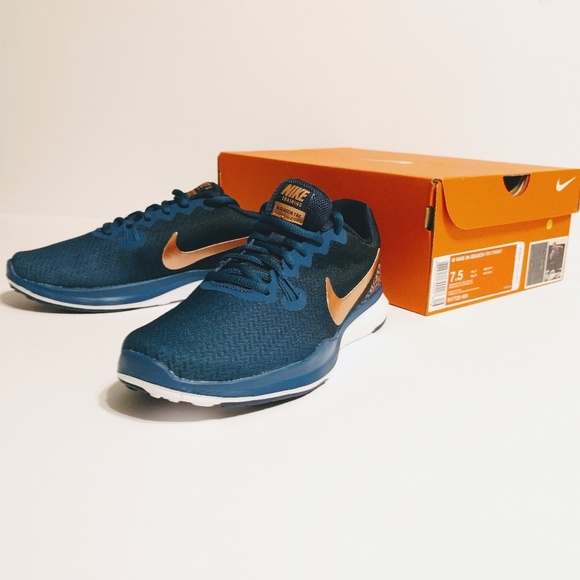 nike in season tr 7 print